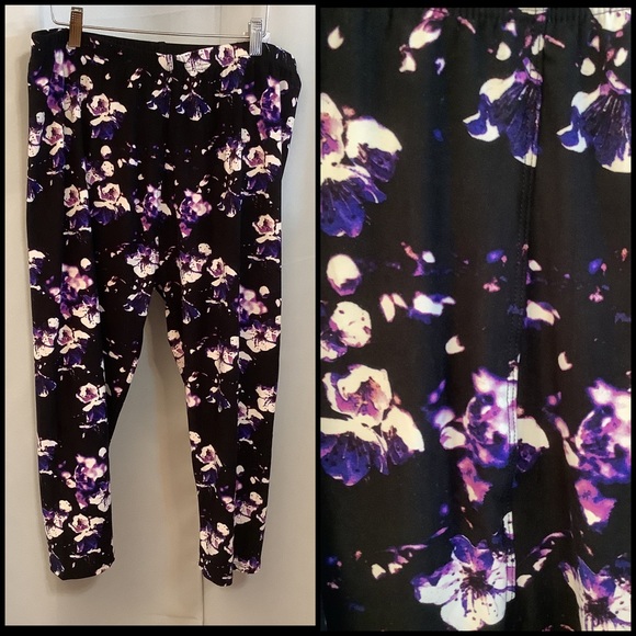 Capris  Women’s 3X-5X Elastic Waistband Nighttime Floral - Picture 1 of 6